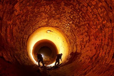 Konbyen ou konnen sou materyèl refractory?